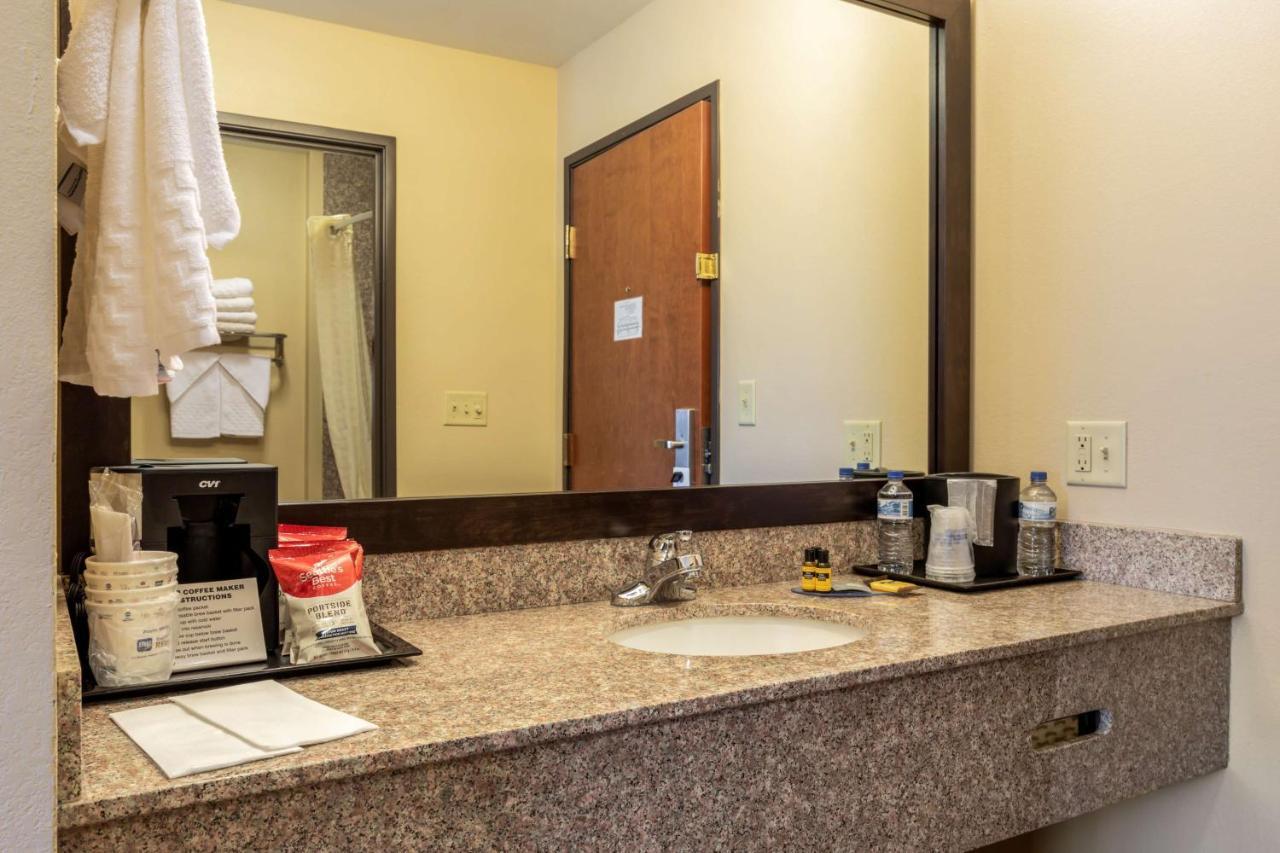 Best Western Plus Red River Inn Clarendon Zewnętrze zdjęcie